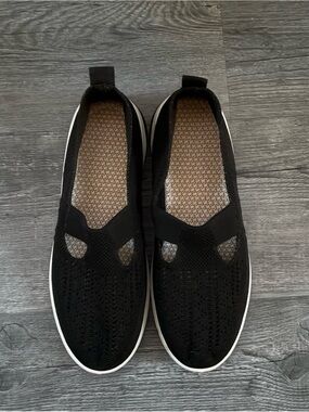 Sophia’s Women’s Slip-On Knit Sneakers - Black
Size 8.5